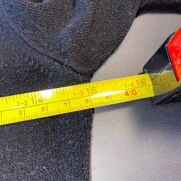 Women’s Givenchy Sweater Scoop Neck Black Bedazzled Star Sz L - Picture 7 of 9